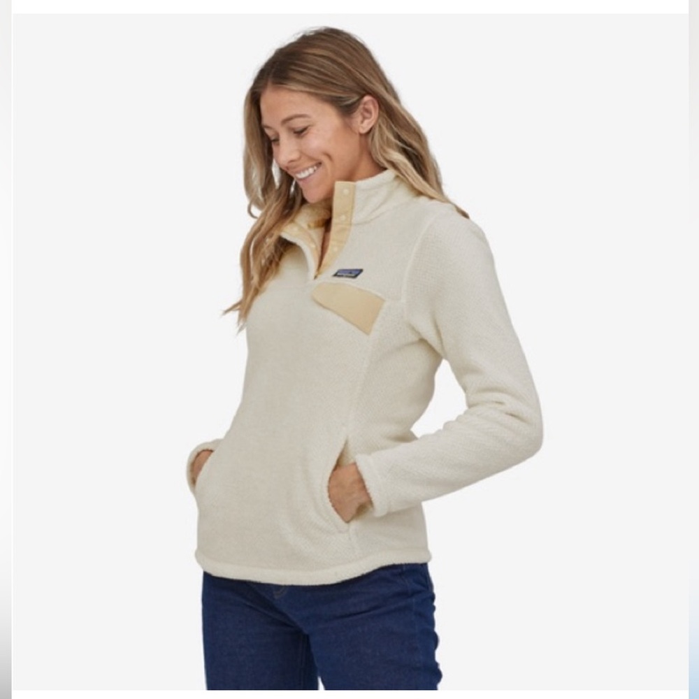 Women’s Patagonia White Pullover
